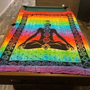Tie dye Buddha! Length 82” Width 50”